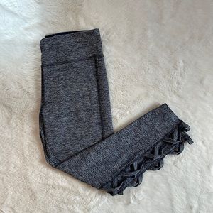 VOGO Athletica height waist cut out yoga leggings (S)